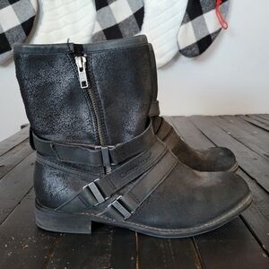 Caterpillar Black Boots Booties Women's 7 Buckle Straps Leather Short Ankle